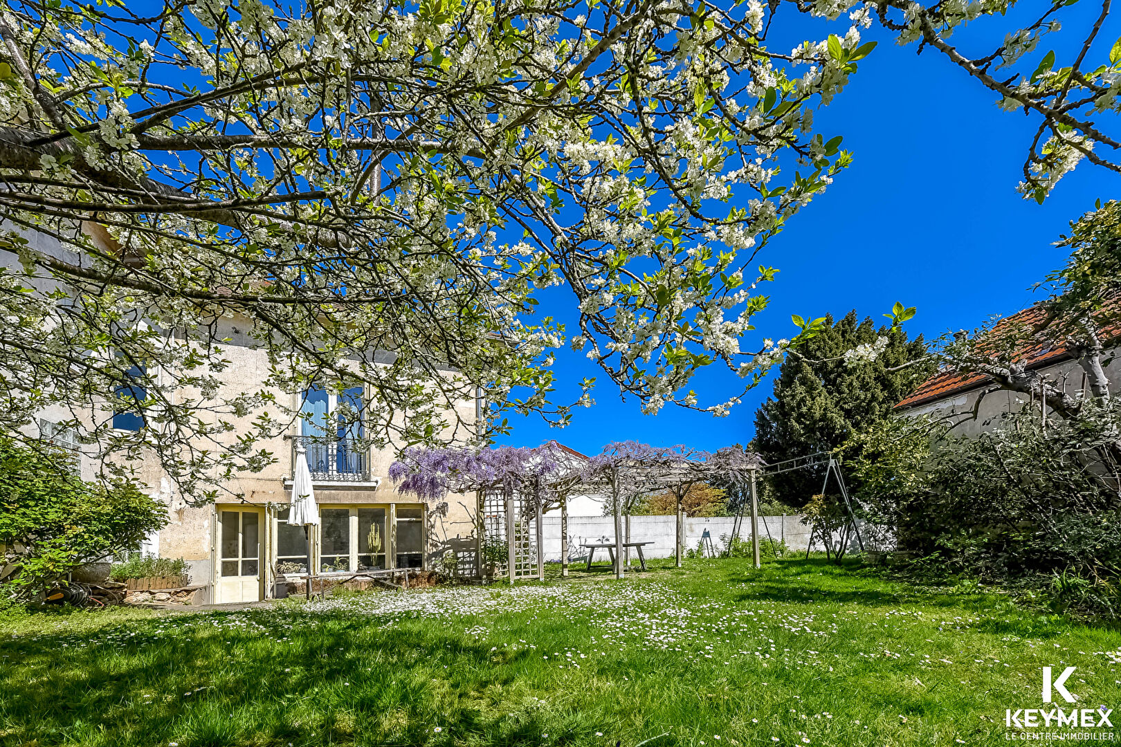 Maison 10 pieces CORMEILLES EN PARISIS