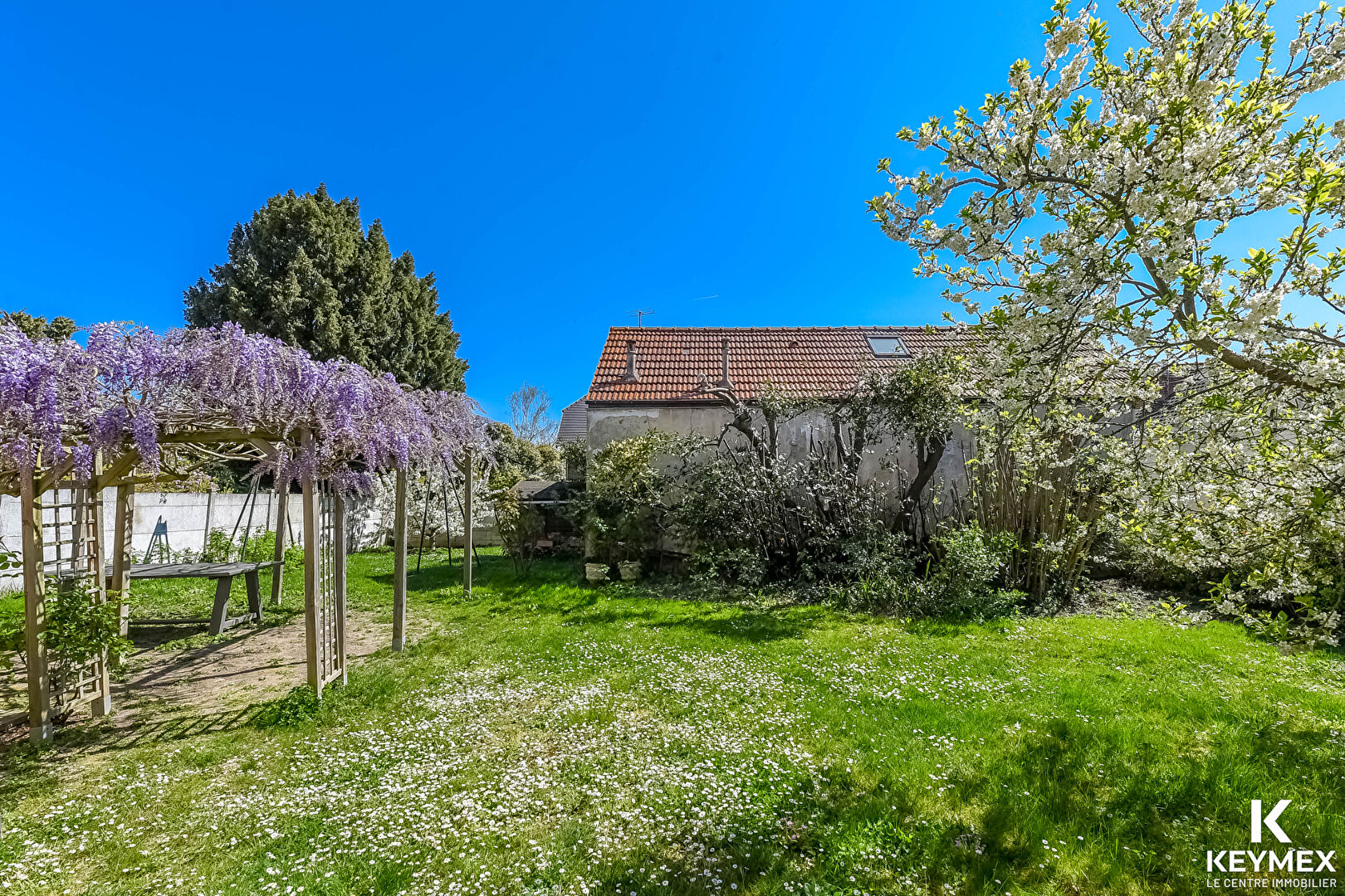 Maison 10 pieces CORMEILLES EN PARISIS