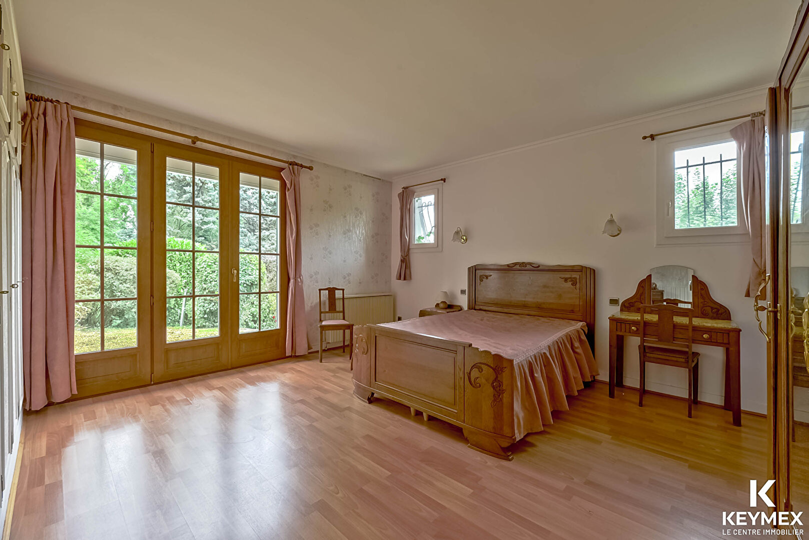 Maison 9 pieces TAVERNY