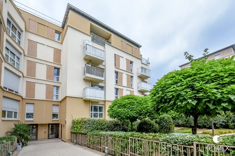 Bien de Madame Hatho et monsieur Gosset