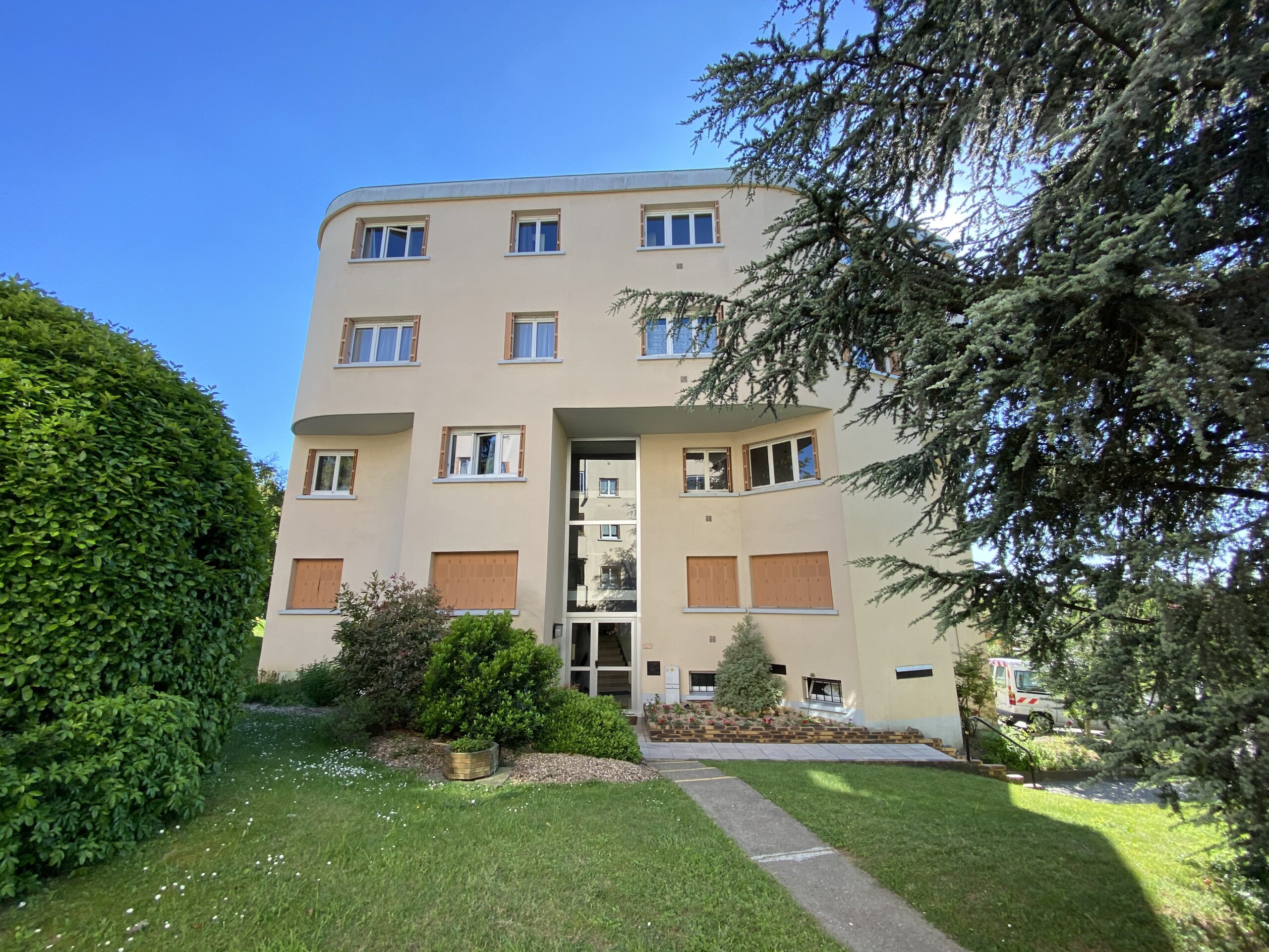 Bien de Monsieur Lesne