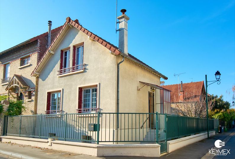 Bien de Madame Defourneaux