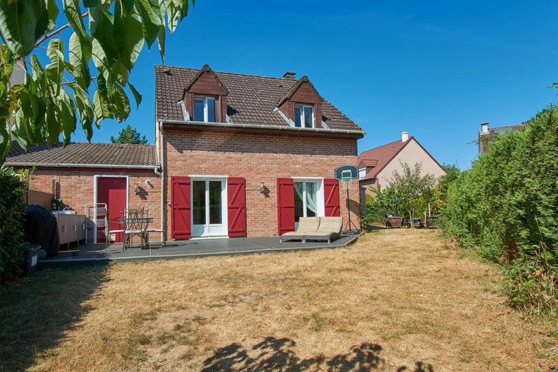 Bien de Monsieur et madame Abi Saad