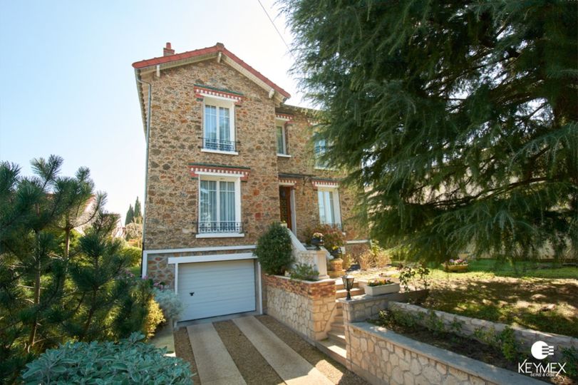 Bien de Monsieur et madame MARTIN