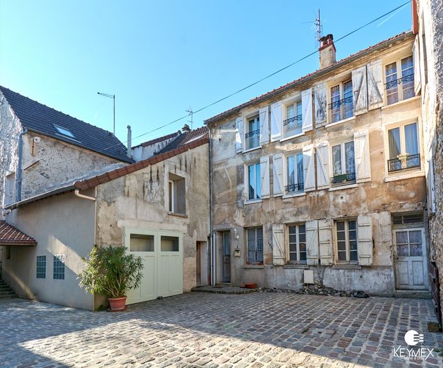 Bien de Monsieur et Madame Broustail