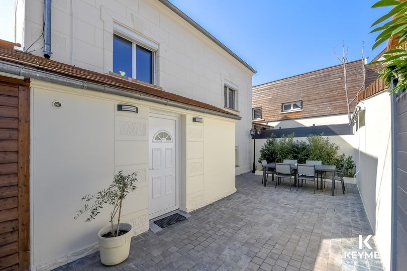 Bien de Monsieur Bouakka et madame Guerbette