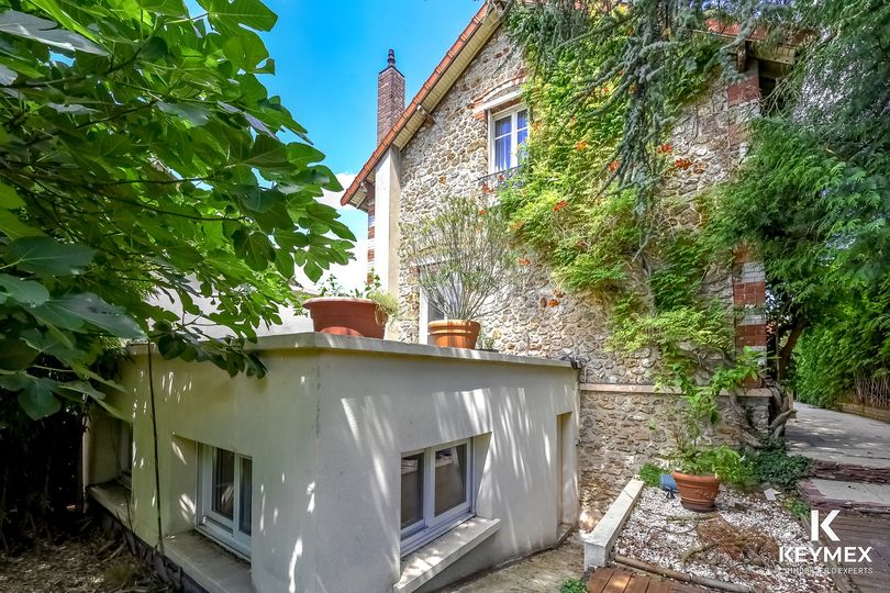 Bien de Mme Defourneaux