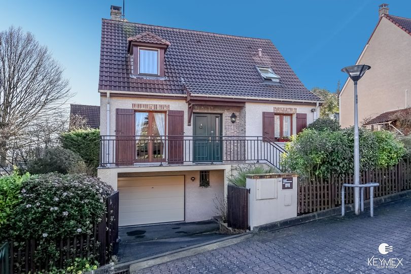 Bien de M et Mme Desmettre