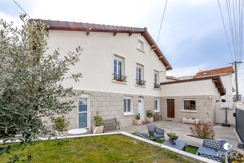 Bien de M. & Mme Aubry